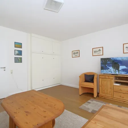 Apartment Appartement-puschmann Wenningstedt-Braderup